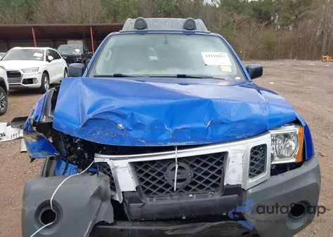 2015 Nissan Xterra Pro-4X z USA, uszkodzony, nr VIN 5N1AN0NW2FN657313